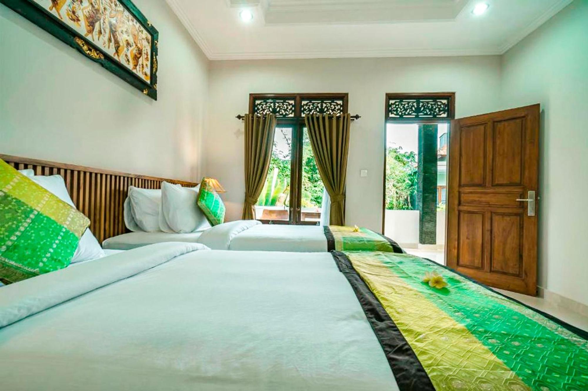 Esty House Hotell Ubud Eksteriør bilde