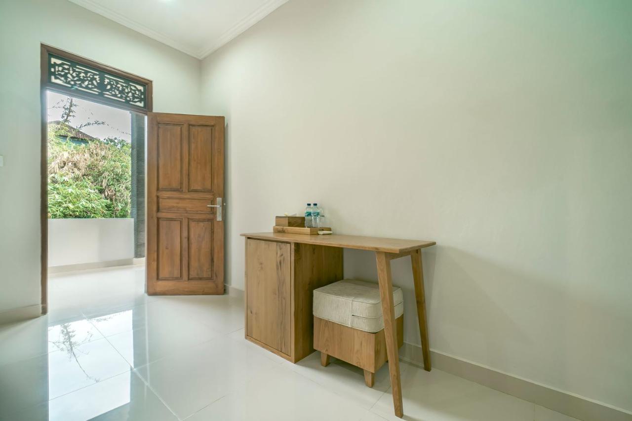 Esty House Hotell Ubud Eksteriør bilde